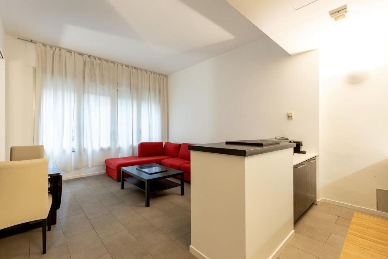 Apartment In Brera-Fatebenefratelli-Porta Nuova-Milano 外观 照片
